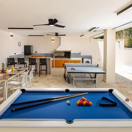 Anastasia Villa